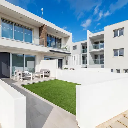 Heights Πρωταράς